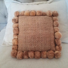 ALMOHADON "LULE" TABACO CLARO