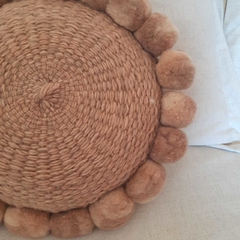 ALMOHADON "LULE" TABACO CLARO - comprar online