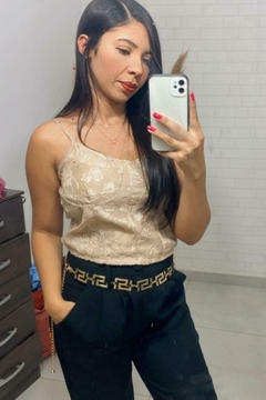 Cropped rendado na internet