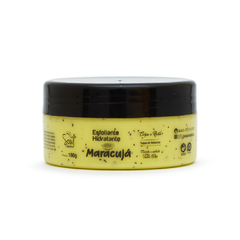 Pote de hidratante esfoliante de maracujá da Soul Cosméticos, com rótulo amarelo e preto, contendo 180g.