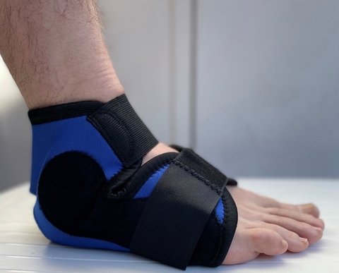 Tobillera neoprene c/ajuste y férula. Elil