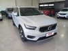 Volvo / XC40 2.0 T4 MOMENTUM