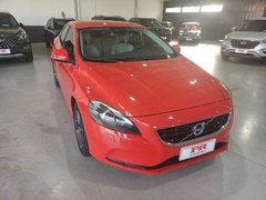 Volvo / V40 2.0 T4 DYNAMIC TURBO