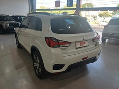 MMC/ OUTLANDER SPORT 2.0 HPE 2WD na internet