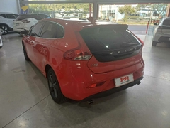 Volvo / V40 2.0 T4 DYNAMIC TURBO - comprar online