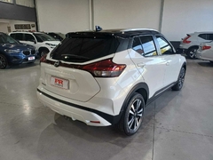 Nissan / KICKS 1.6 EXCLUSIVE - PR Automóveis