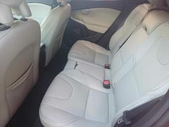 Volvo / V40 2.0 T4 DYNAMIC TURBO - comprar online