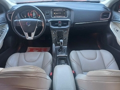 Volvo / V40 2.0 T4 DYNAMIC TURBO