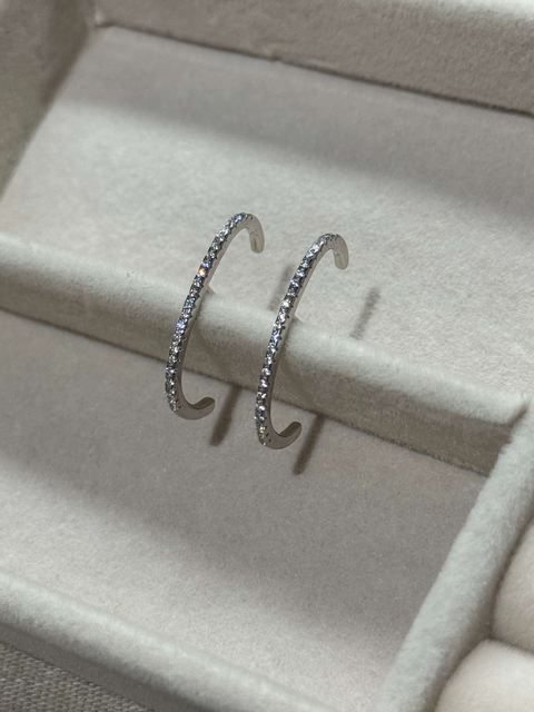 Brinco Ear Hook Microcravejado Prata 925