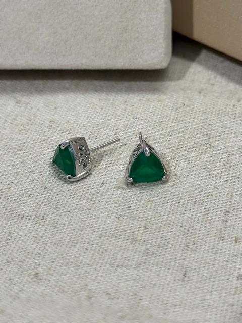 Brinco Triangulo Verde Esmeralda 8mm Prata 925