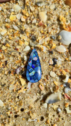 Eu me juntei de novo, e a emenda virou o mais bonito de mim · Cabochão OPALA Piauí Mosaico
