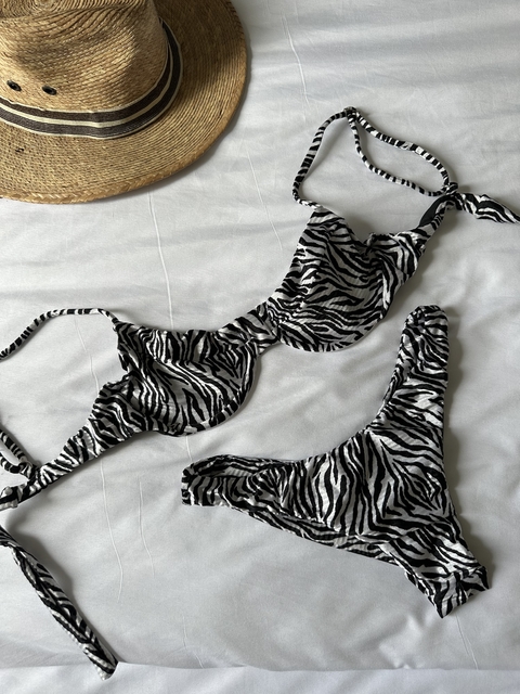 Bikini Zebrinha