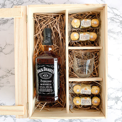Whiskey Jack Daniel's 1L + Copo + Bombons | Caixa de Madeira G na internet