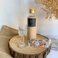 Licor Cremoso 250ml + Taça + Chocolate | Caixa de Kraft P - loja online