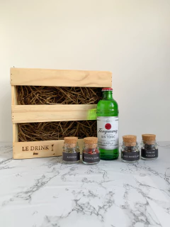 Gin&Tonic Tanqueray 275ml + Especiarias | Caixa de Madeira M na internet