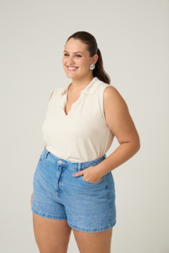 SHORTS JEANS COM BRILHO