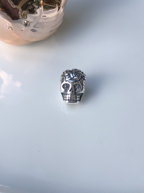 Berloque Separador Caveira Delicada - Skull