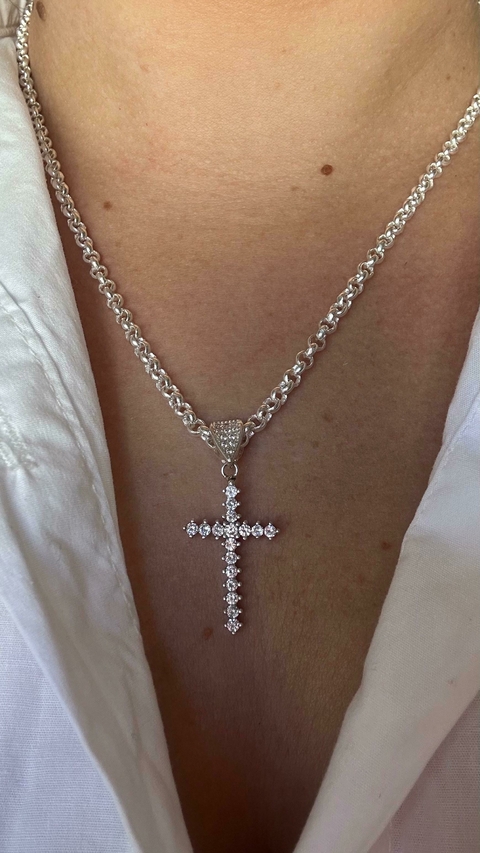 Colar Cruz Repleto de Zircônias - comprar online