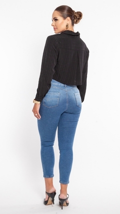 CALÇA JEANS CROPPED na internet