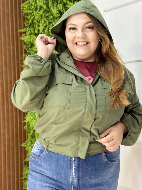 CORTA VENTO PLUSSIZE VERDE MILITAR