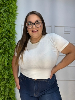 BLUSA CANELADA GOLA REDONDA MANGA CURTA PLUSSIZE OFF na internet