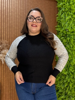 TRICÔ ANDREIA PRETO/CINZA na internet