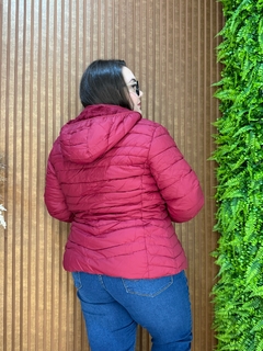 BOBOJACO GOMINHO VERMELHO ESCURO - Moda Básica & Identidade Urbana
