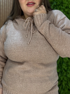 TRICÔ VEST CLÁUDIA ROSÉ - Moda Básica & Identidade Urbana