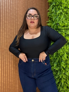 BODY DECOTE QUADRADO PLUS PRETO na internet