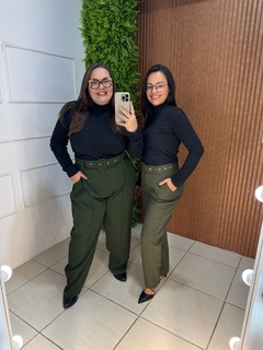 CALÇA ALFAIATARIA COM CINTO PLUSSIZE VERDE MILITAR na internet