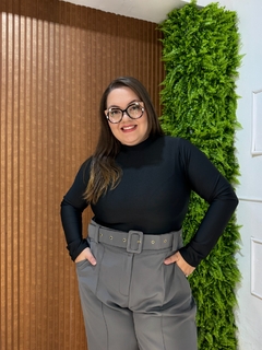 CALÇA ALFAIATARIA COM CINTO PLUSSIZE CINZA - comprar online