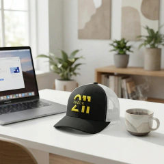 Gorra Trucker Check211 Negra en internet