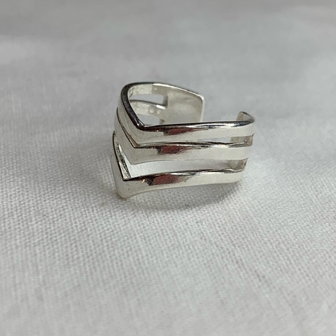 Anillo Falange Triple V midi