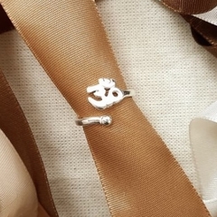 Anillo Falange símbolo OM midi en internet