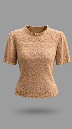 Blusa de renda gola redonda e mangas curta