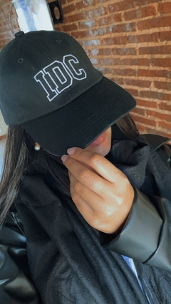 Gorra IDC negra