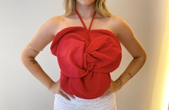 CROPPED DE FLOR VERMELHO