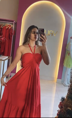 VESTIDO VERMELHO COM AMARRAÇÃO NO PESCOÇO