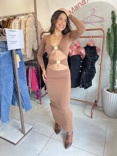 VESTIDO SHARPAY RECORTES MIDI