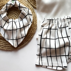 Conjunto com Bandana na internet