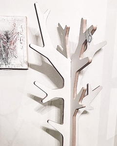 Perchero arbol alto