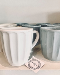 Jarro de ceramica blanco