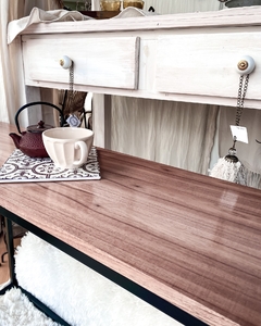 Mesa de arrime