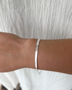 Pulsera plana