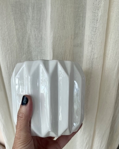 Maceta blanca