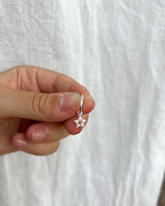 Argolla con dije de estrella calado - comprar online