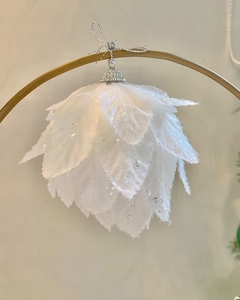 Adorno esfera pétalos blancos - Kositas