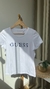T-shirt • Guess na internet