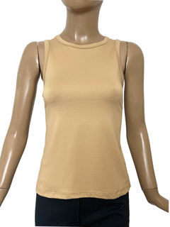 Imagen de 649 - Musculosa Nara Soft