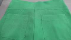 CALÇA RETA DE ALFAITARIA VERDE - comprar online